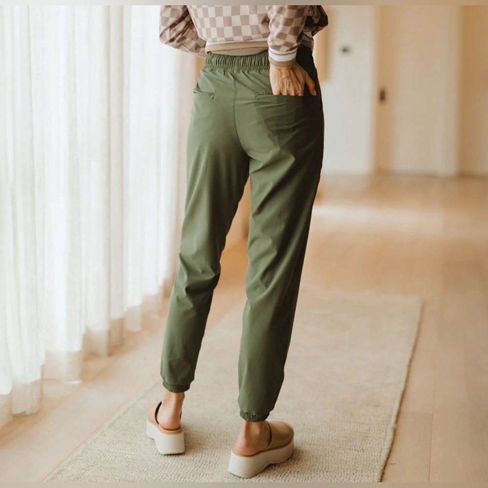 ALBION EVERYWHERE JOGGERS In Sage Size‎ Small NWOT - Picture 2 of 8